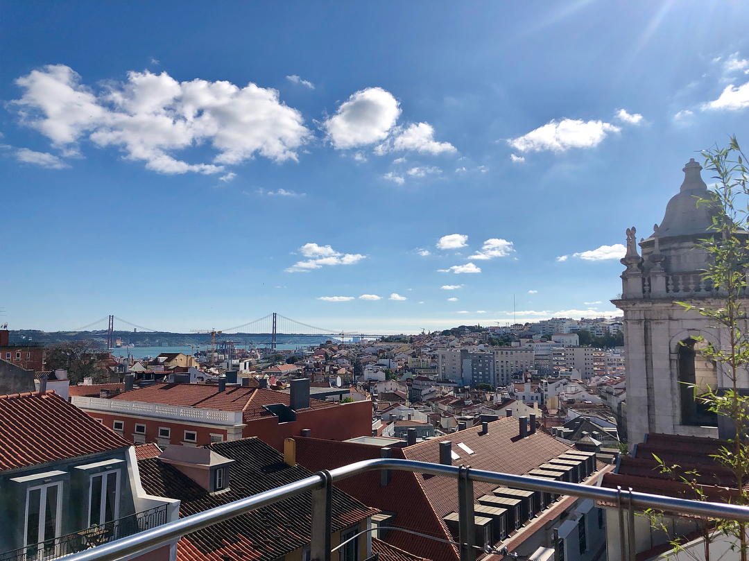Vanessa Rallonza's Enchantment in Lisbon - City & People's Love ✨