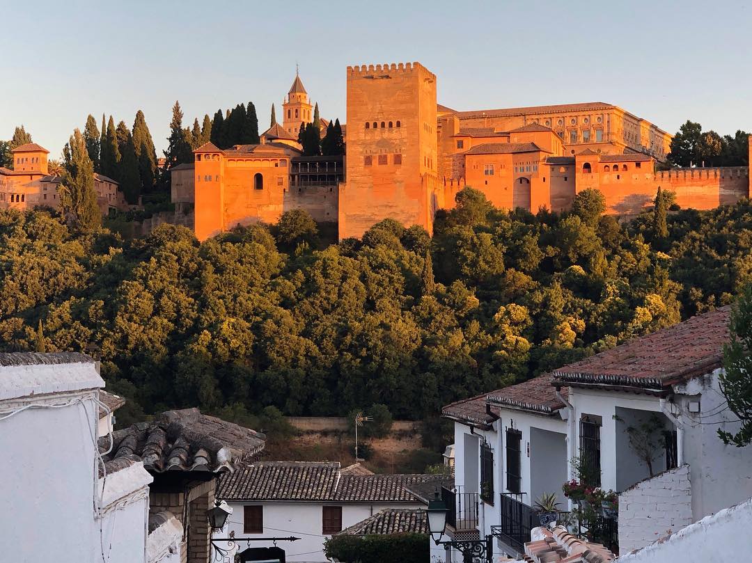 Vanessa Rallonza's Sunset Stroll in Albayzín Medieval Village