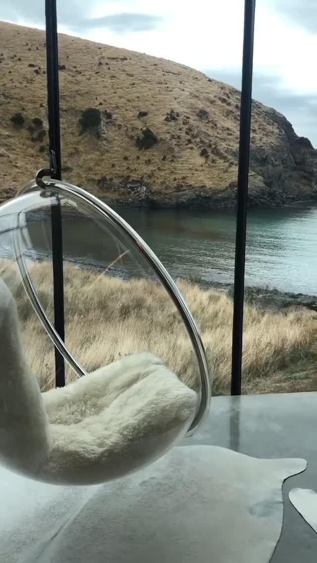 Vanessa Rallonza Serene Ocean Escape (Video)