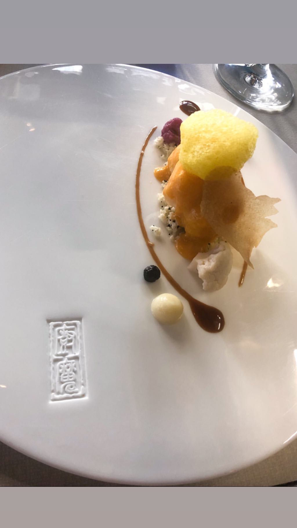Vanessa Rallonza: Elegant White Platter Dessert Symphony