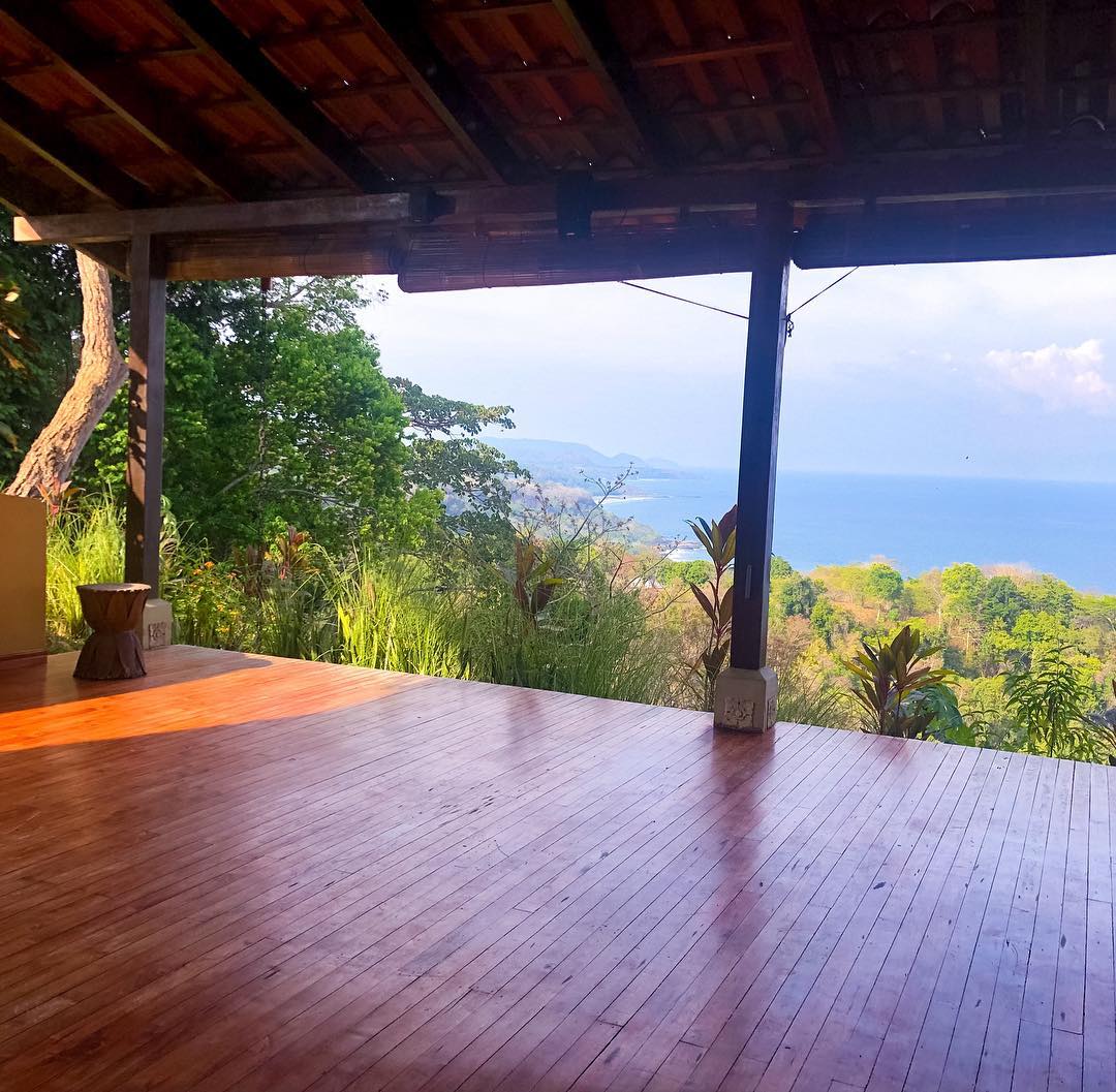 Vanessa Rallonza: Peace Amidst Ocean's Vastness - Quoting E.T.