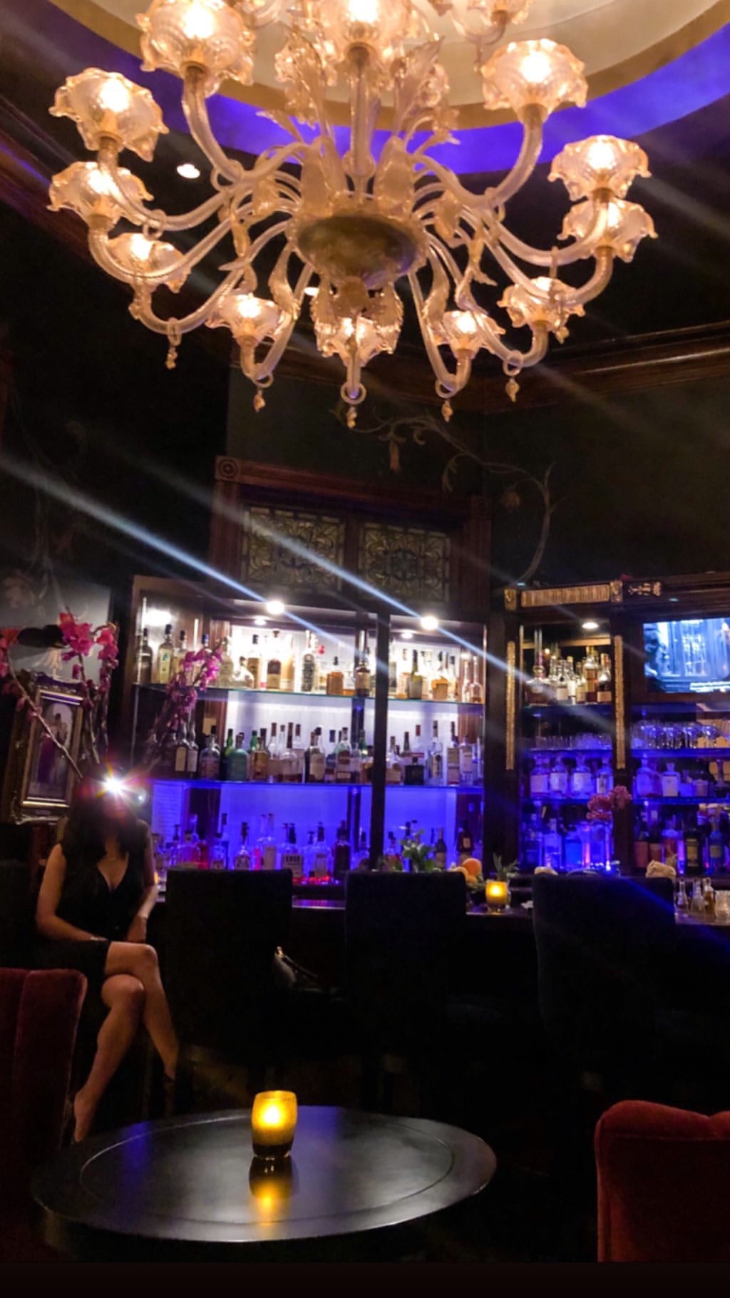 Vanessa Rallonza - Timeless Charm at the Old House Bar