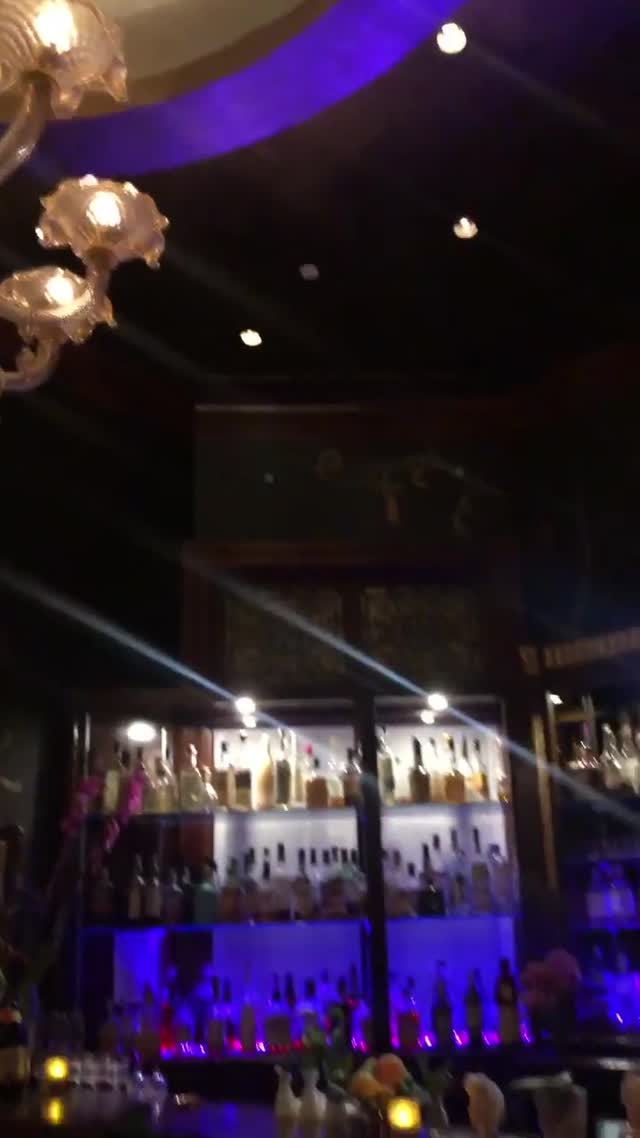 Vanessa Rallonza Elegant Bar Exploration (Video)
