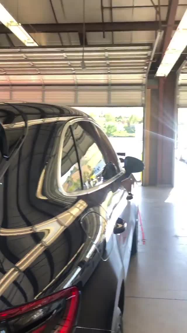 Vanessa Rallonza: Sophisticated Car Exploration (Video)