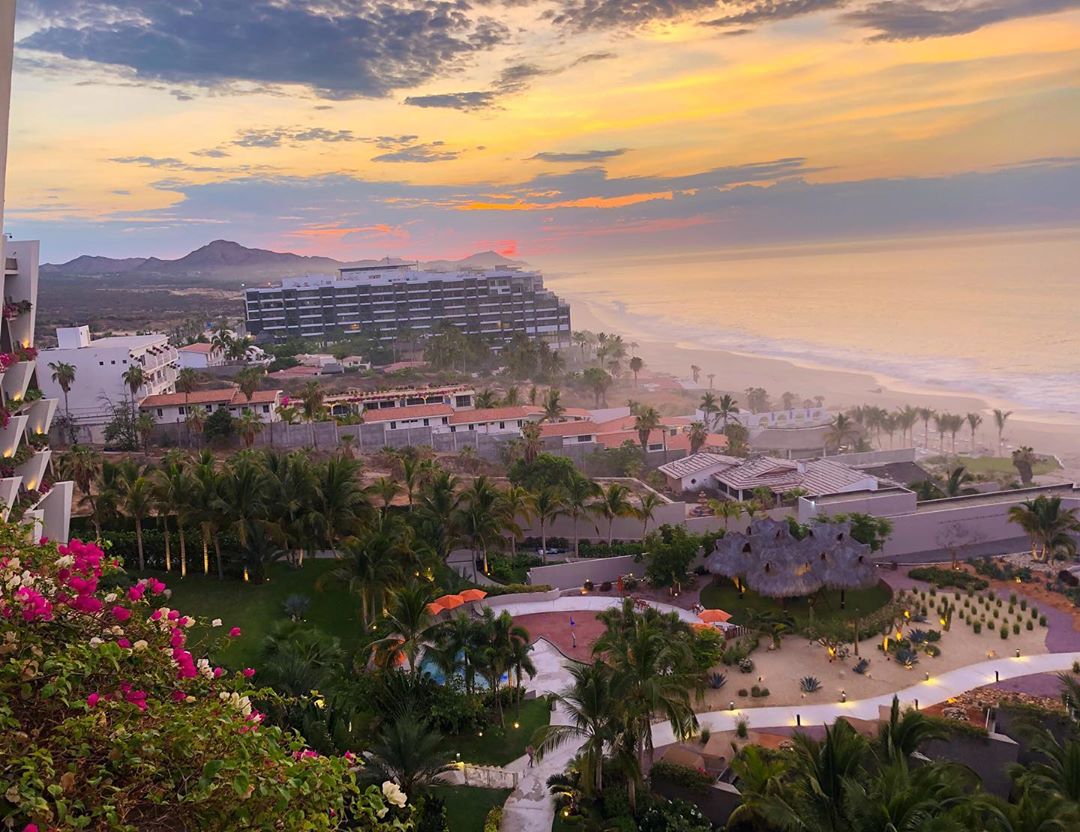 Vanessa Rallonza's Enchanting Sunset Balcony View