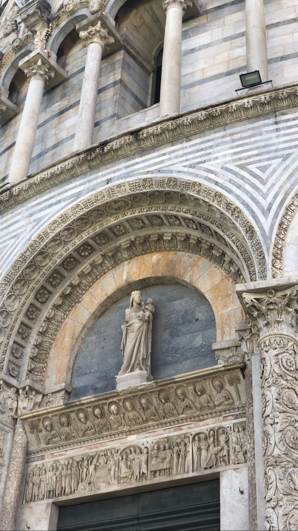 Vanessa Rallonza: Timeless Elegance at San Cathedral's Entrancing Facade, Italy