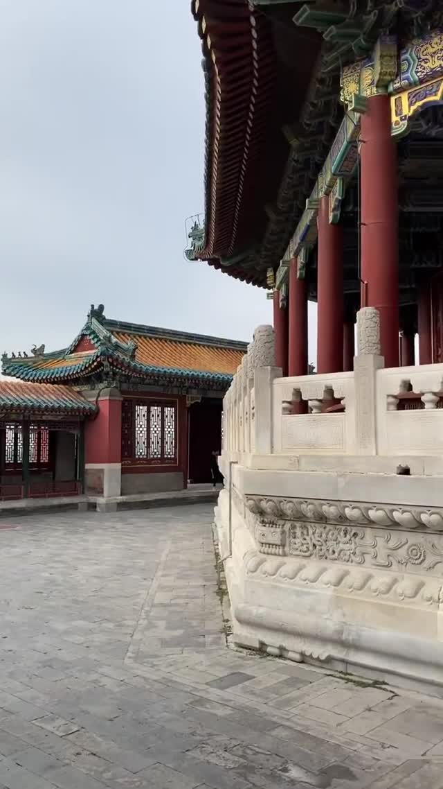 Vanessa Rallonza Explores Forbidden City’s Architectural Wonders (Video)