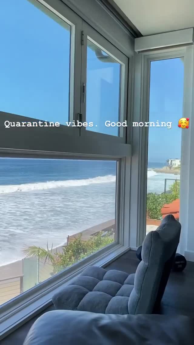 Vanessa Rallonza Serene Ocean Sunrise (Video)
