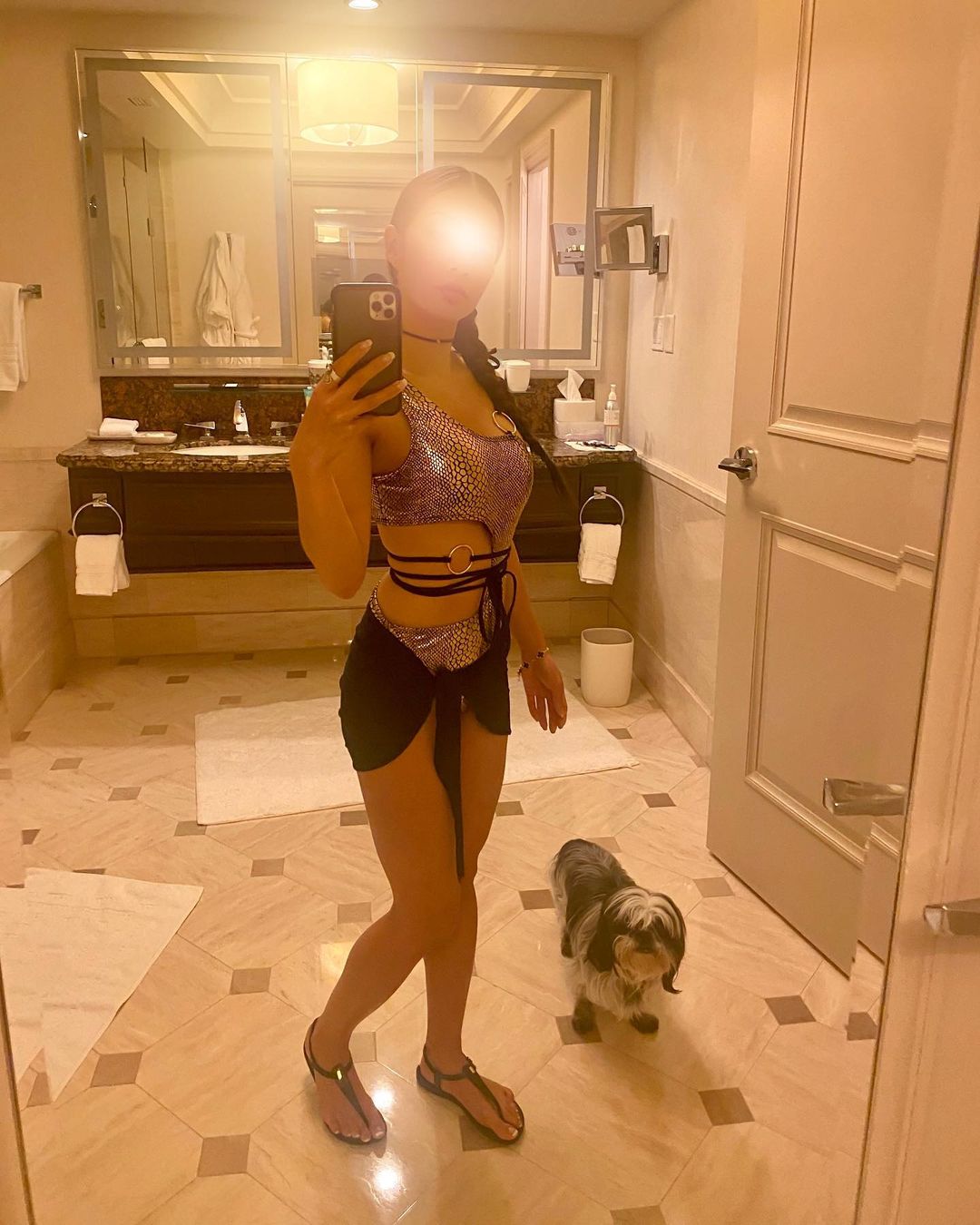 Vanessa Rallonza: Industry Veteran's Sunny Break on OnlyFans