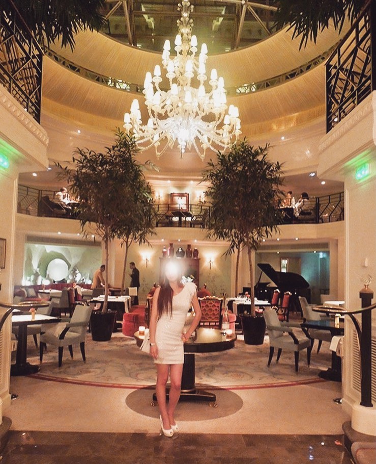 Vanessa Rallonza: Reminiscing Past & Future in Grand Parisian Chandelier