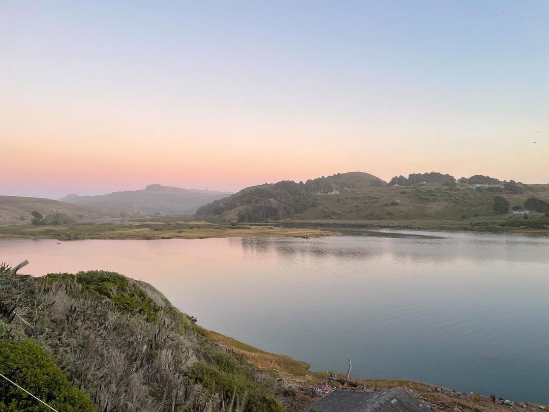 Vanessa Rallonza's Enthralling Scenic Voyage to Mendocino Coast along Russian River